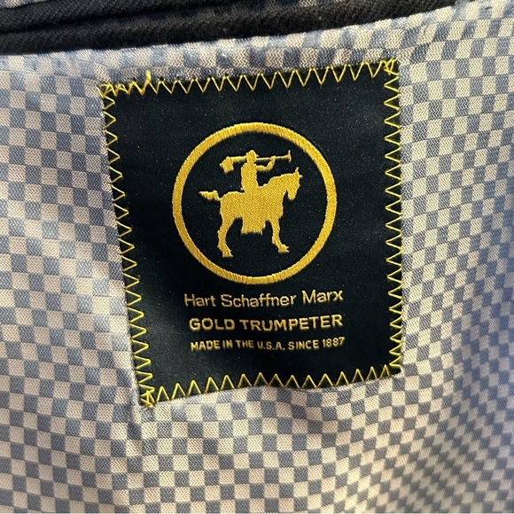 Hart Schaffner Marx Blue and Gold Sport Coat - Picture 5 of 11
